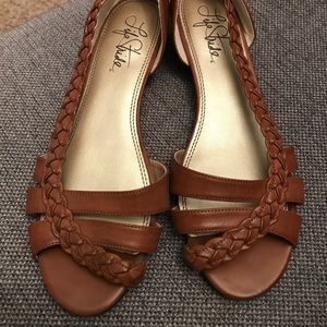 New Brown Braided Sandal 9W